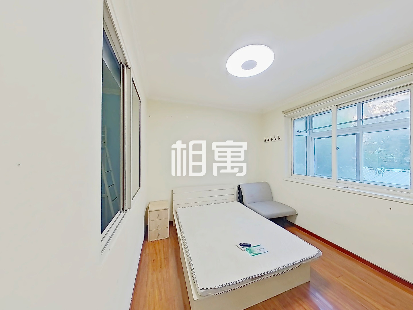 亮马桥·三源里北小街·低楼层·1居室