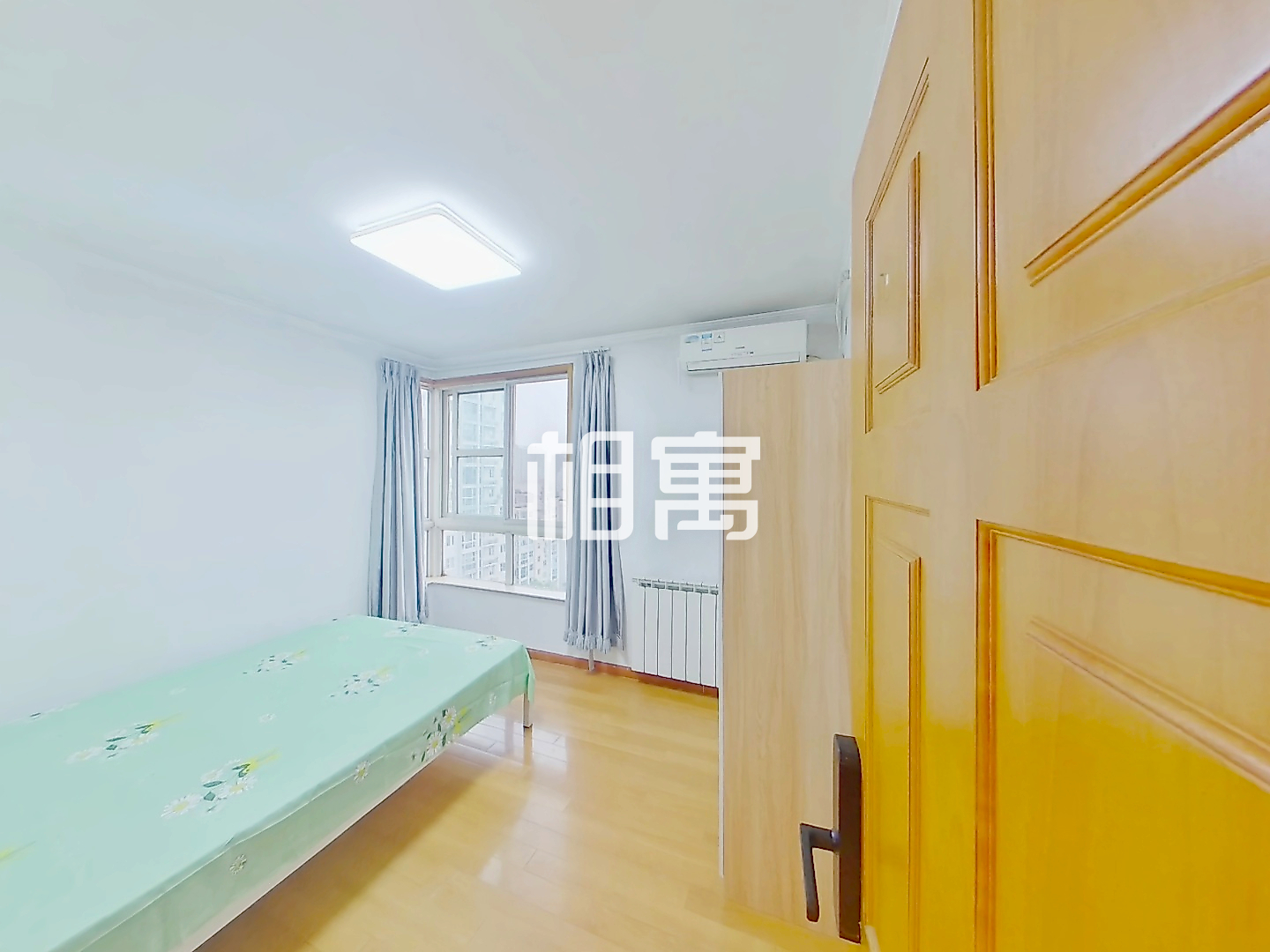 龙泽·龙泽苑东区·高楼层·4居室·次卧2