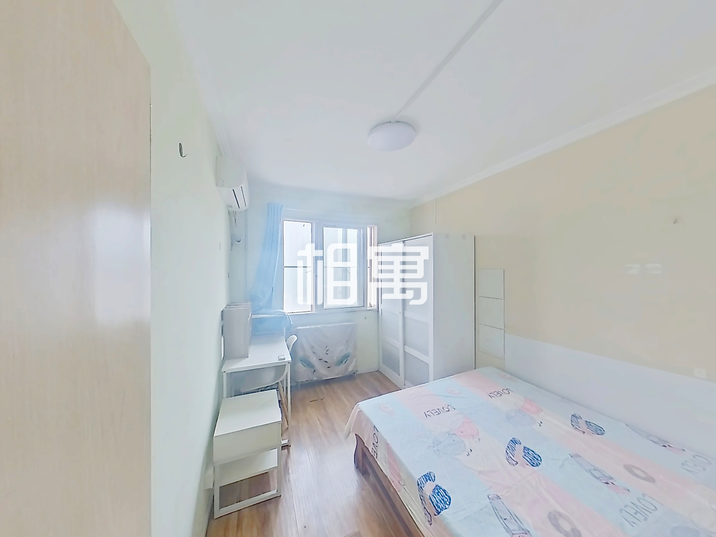 六里屯北里·中楼层·3居室·次卧1