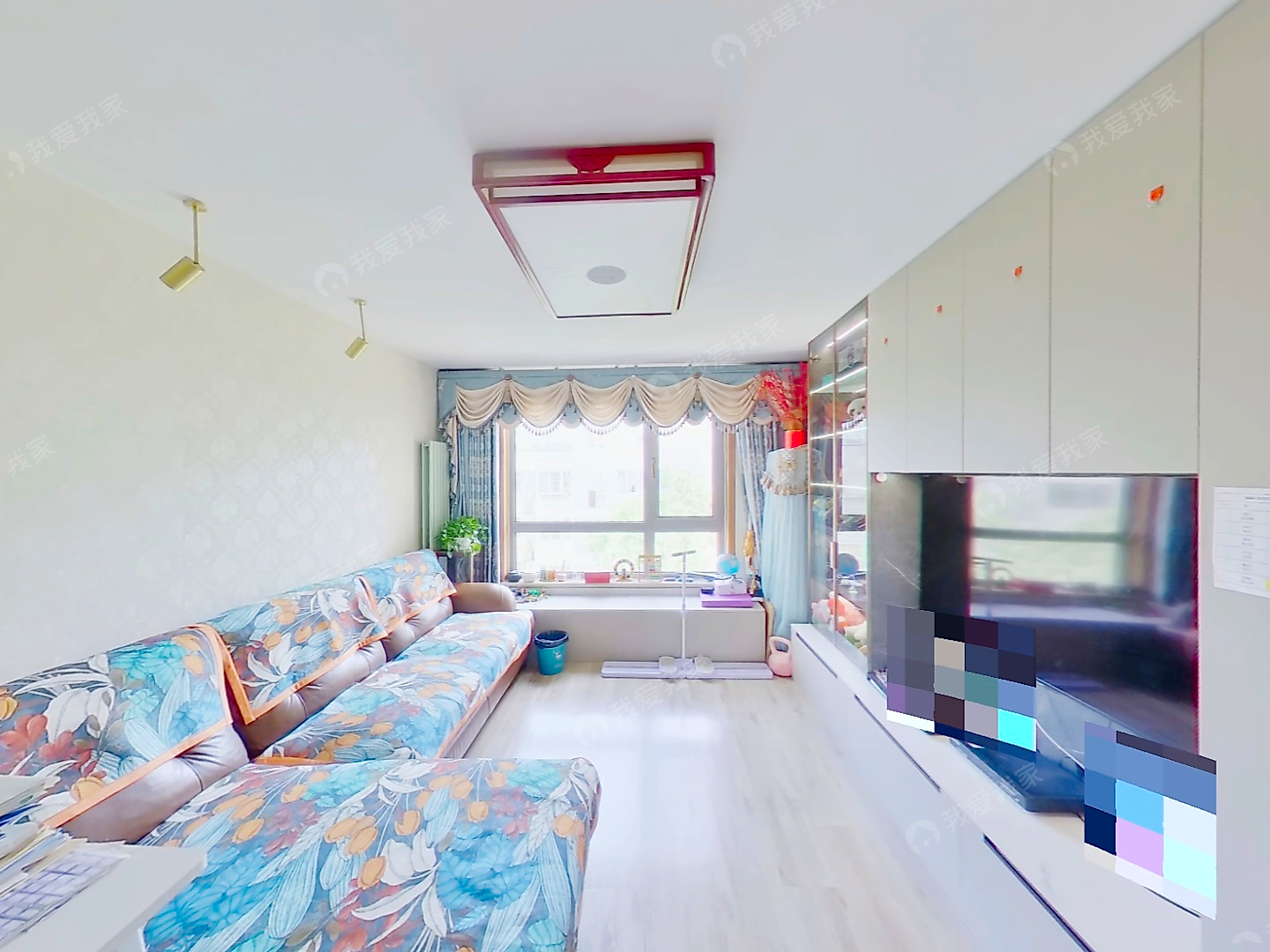 南北通透三居 户型方正 没有面积浪费 采光视野好