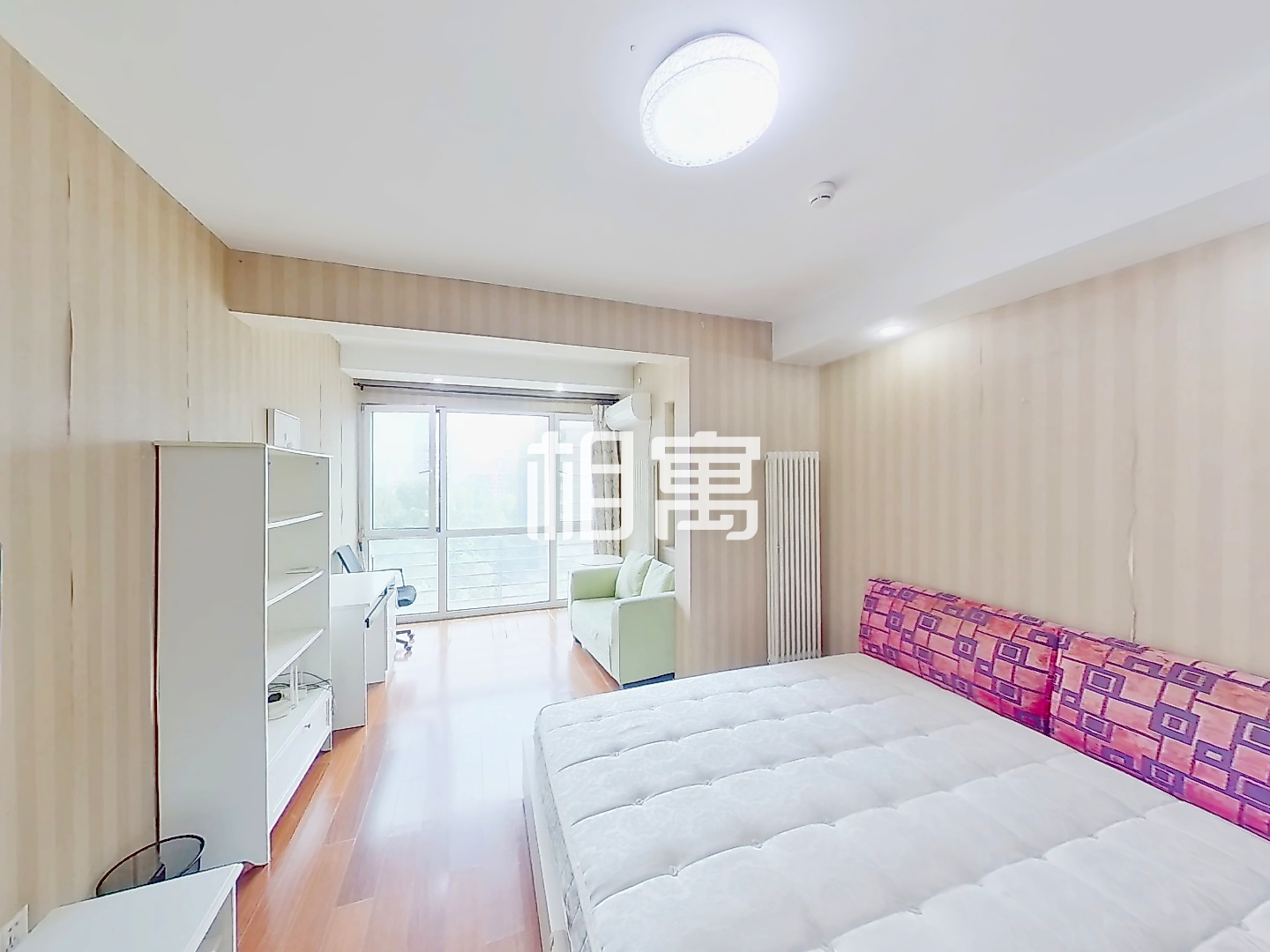 万泉河·中湾国际·中楼层·1居室