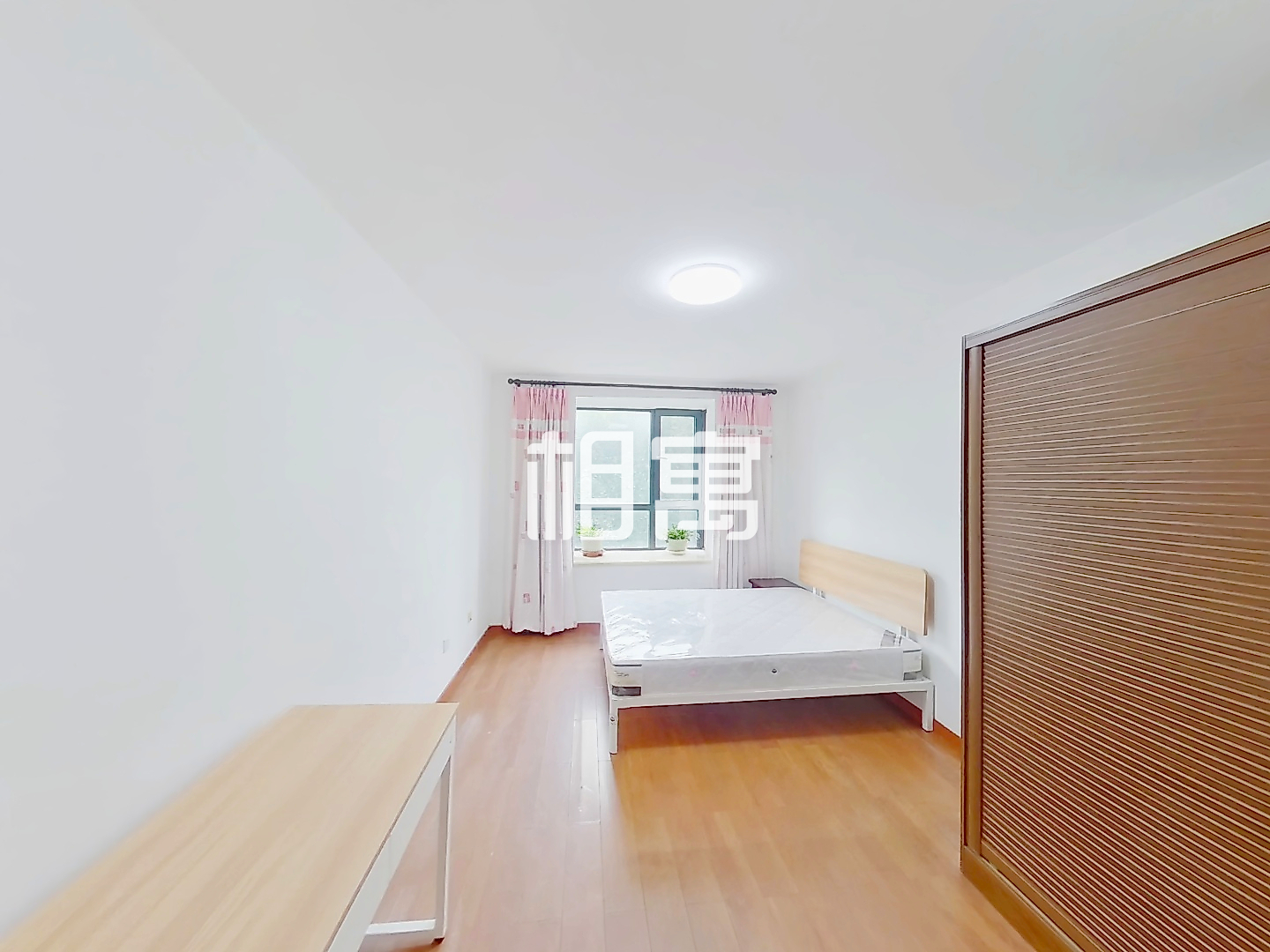 酒仙桥·丽都东镇·中楼层·4居室·次卧2