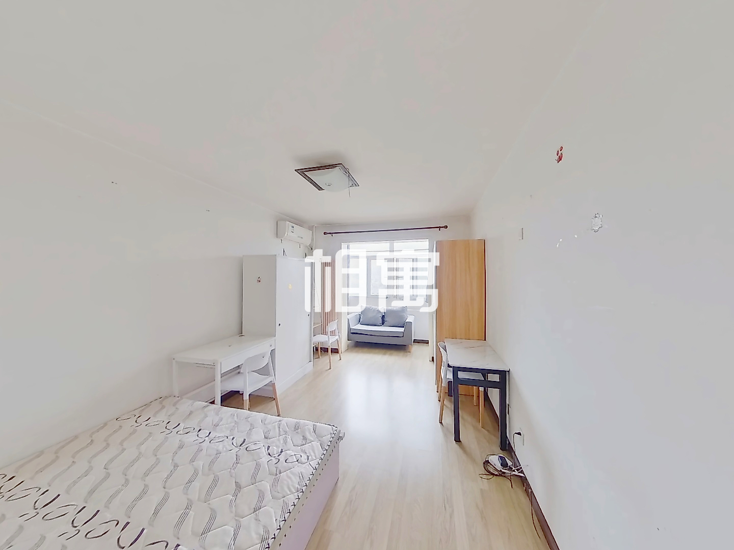 公主坟·万寿路26号院·中楼层·1居室