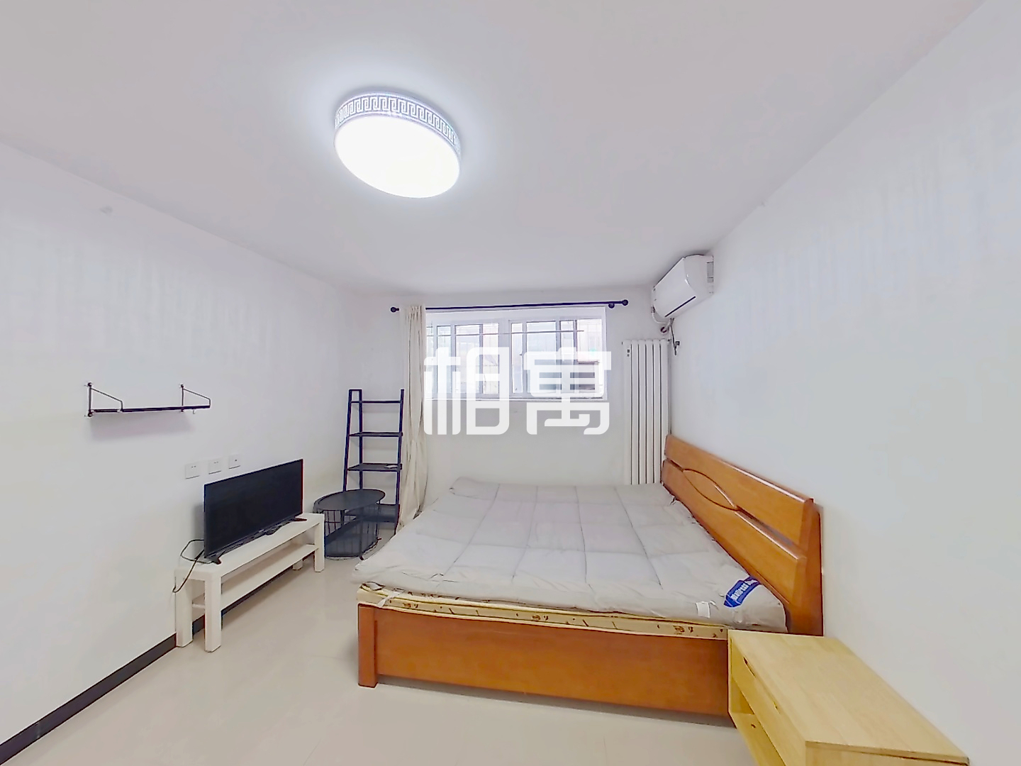 石佛营·十里堡南区·低楼层·1居室
