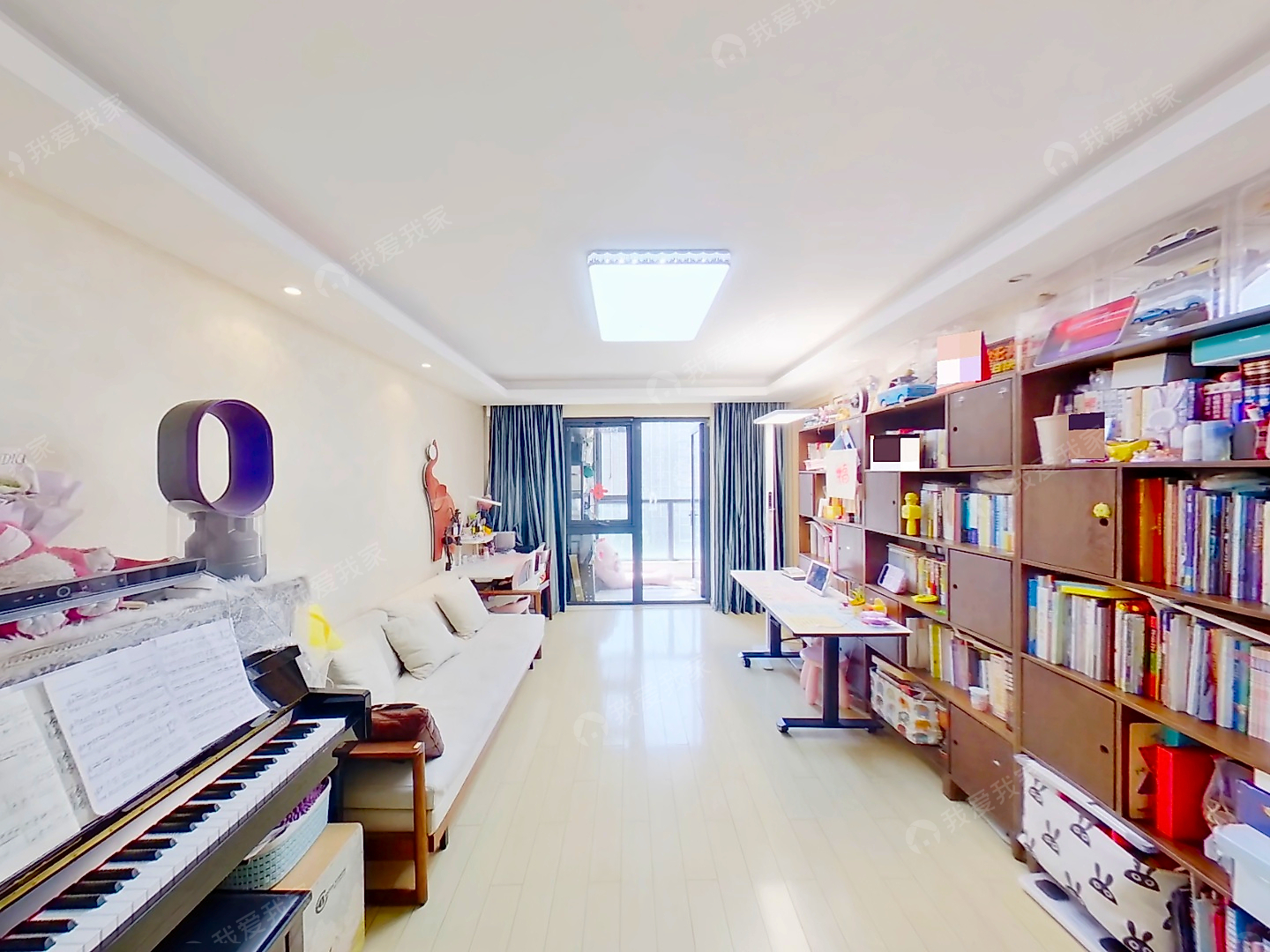 万科华府 南2居 商品房 中间位置自住装修 好品质传递温馨家