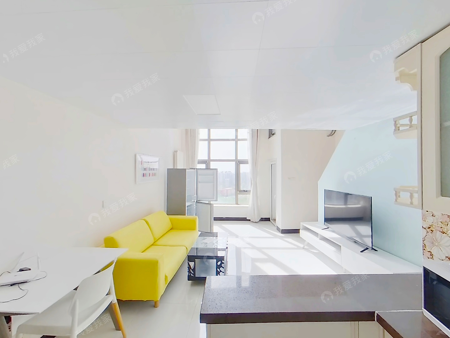 华贸城 低总价 LOFT  4.9米挑高 大产权 随时看房