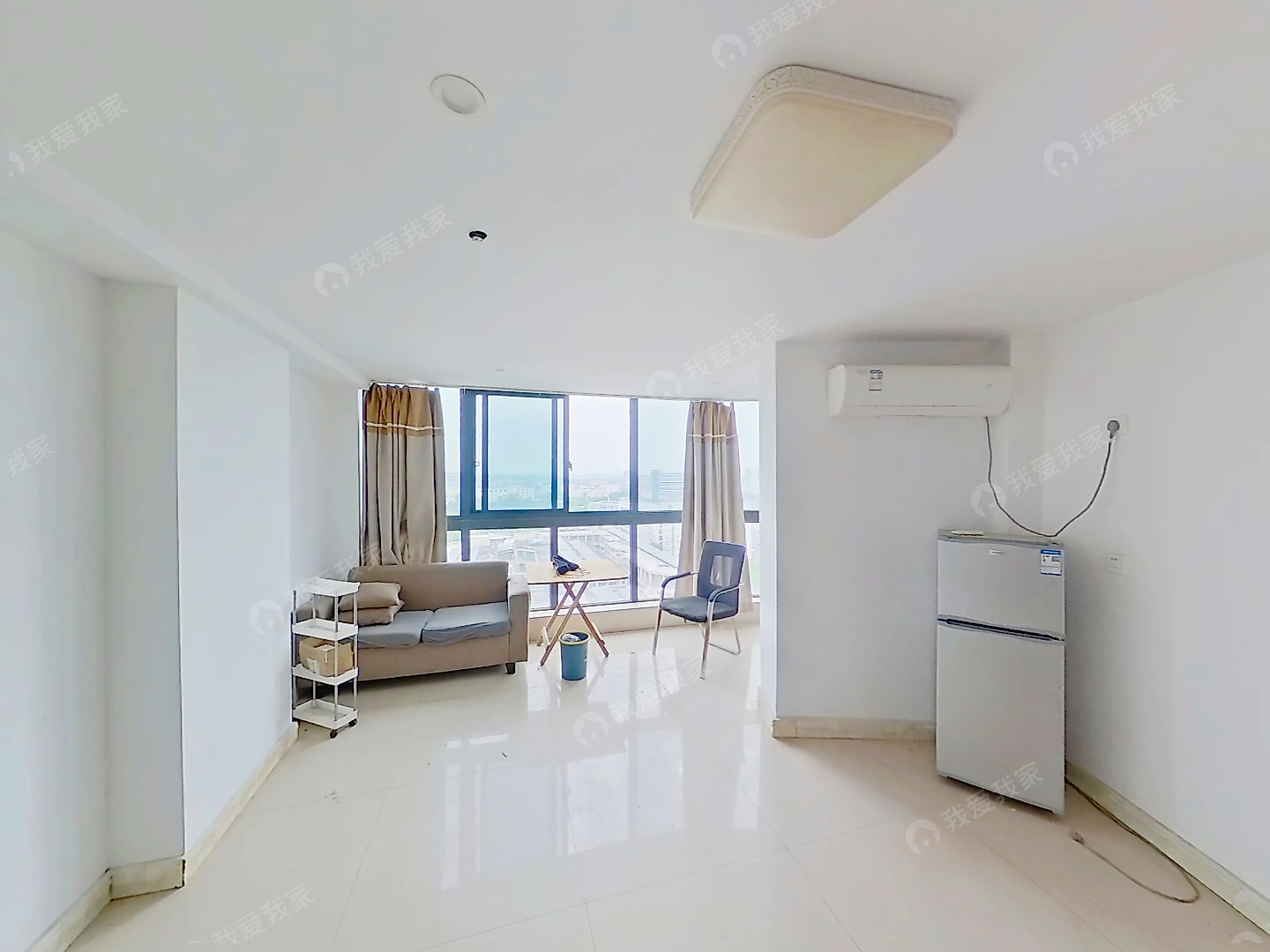杭海商厦，精装2房2厅2卫，东边套