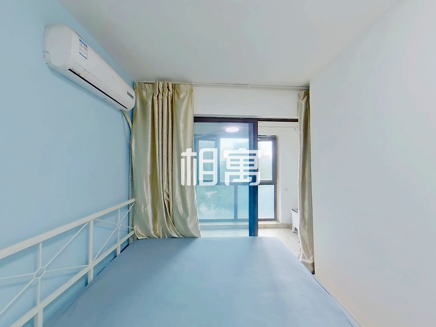 合租·万象城·瑷颐湾·4居室·03室