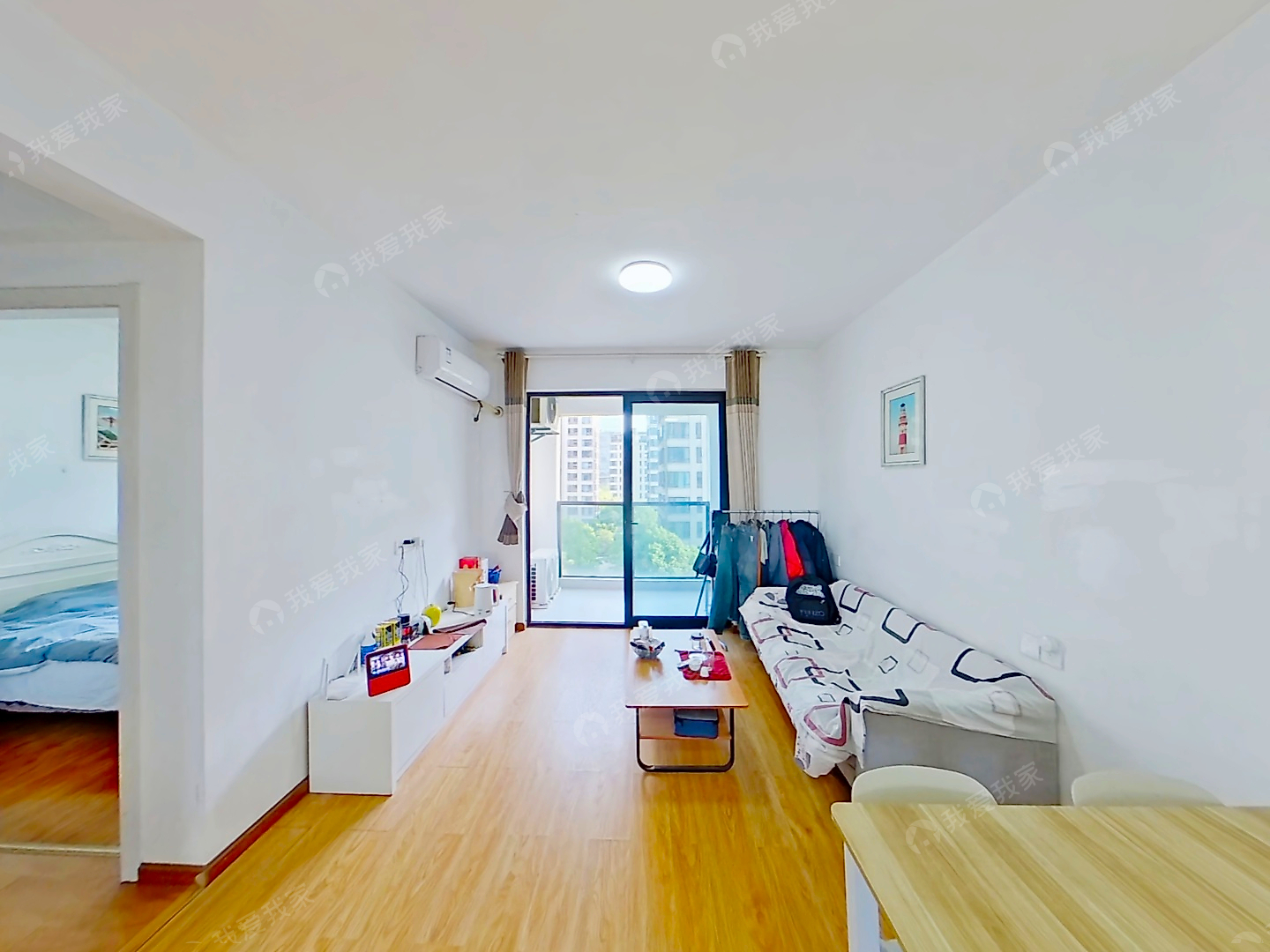 万象城海德公寓滨江物业 随时看房 自住简单装修 正对景观