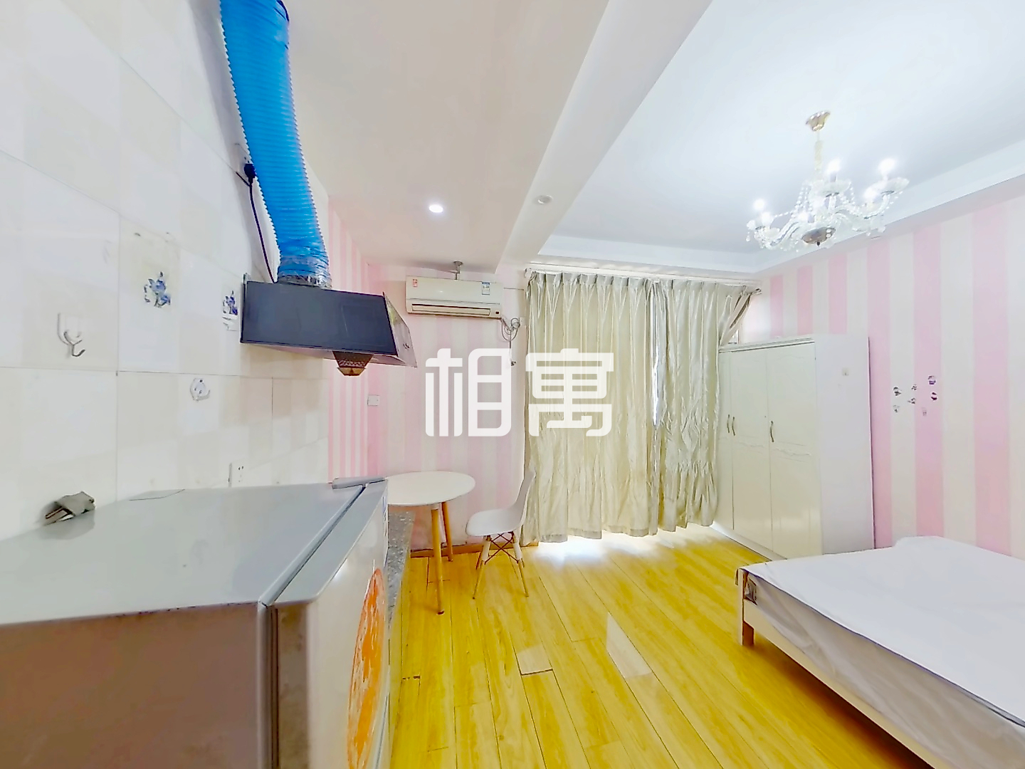 宝嘉誉峰·4居室·01室