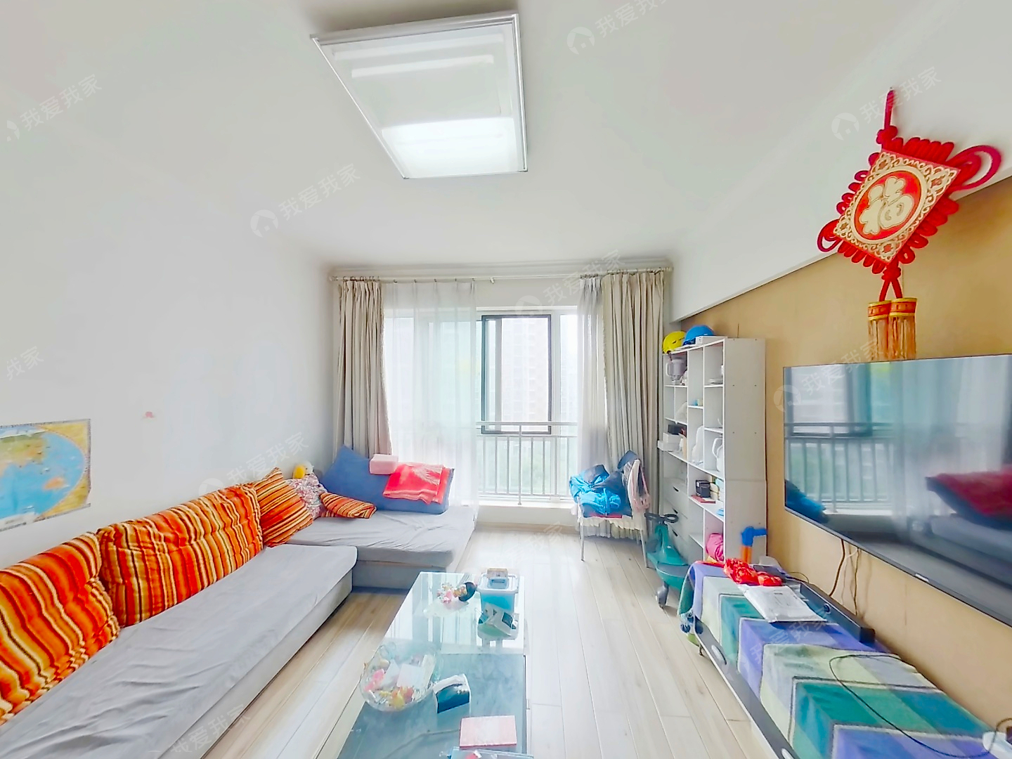 近地铁，楼层好，自住装修，业主诚心置换，随时看房