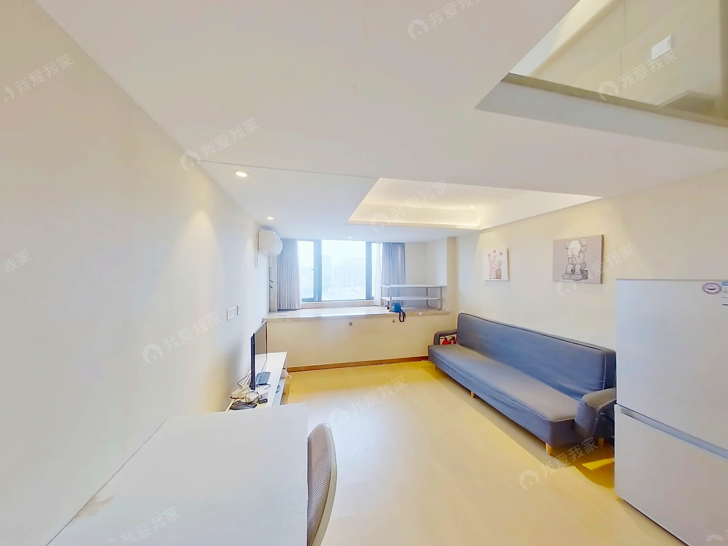 浙港国际 地铁口loft户型 总价低 精装修拎包入住