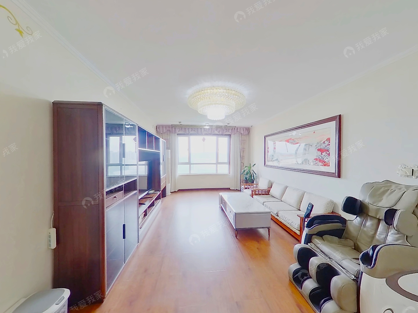 纳帕澜郡精装修3居室，客厅和主卧朝南，家具家电全齐，拎包入住