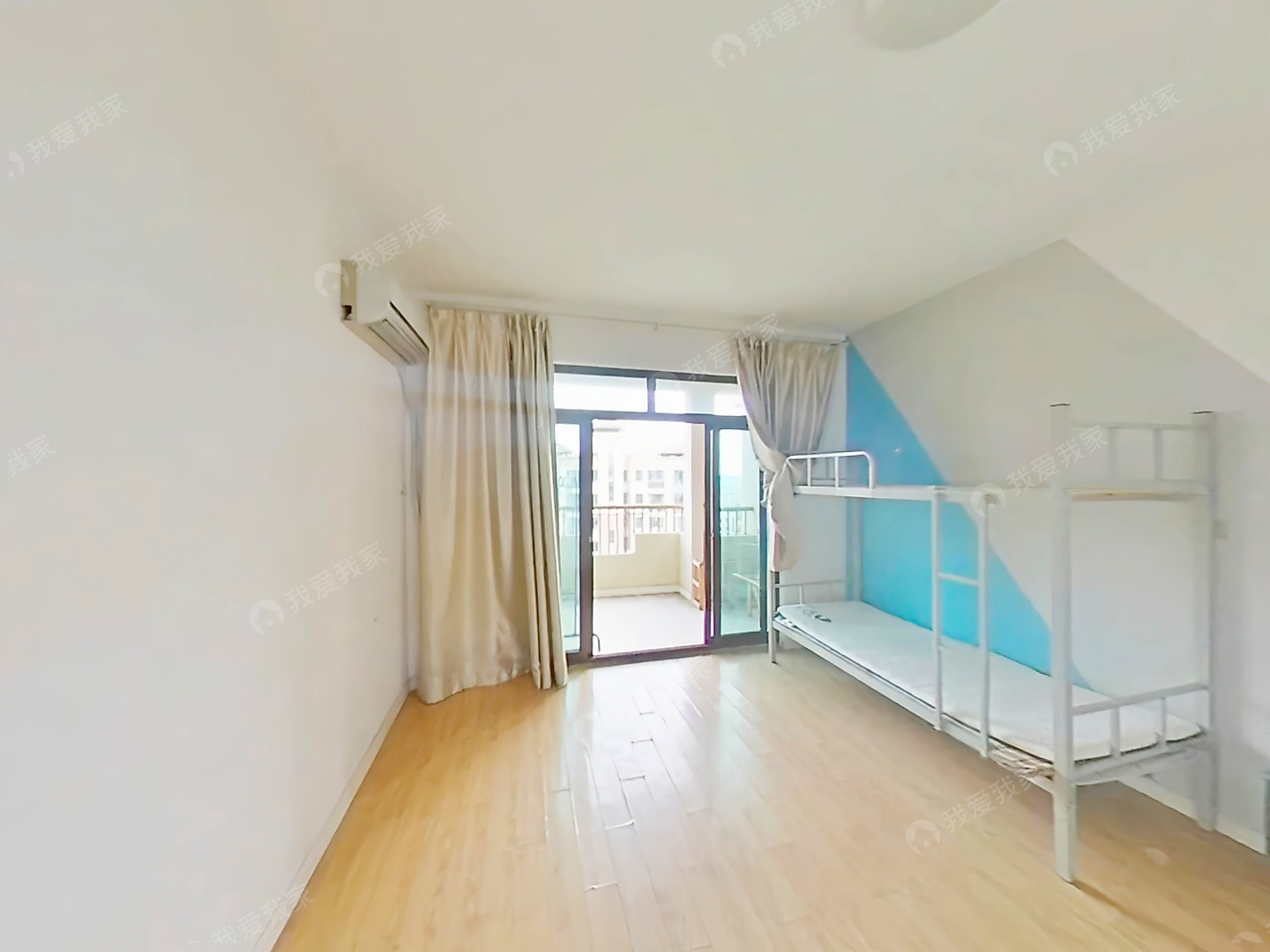 钟山晶典苑·3室·1厅简装家具家电齐全拎包入住