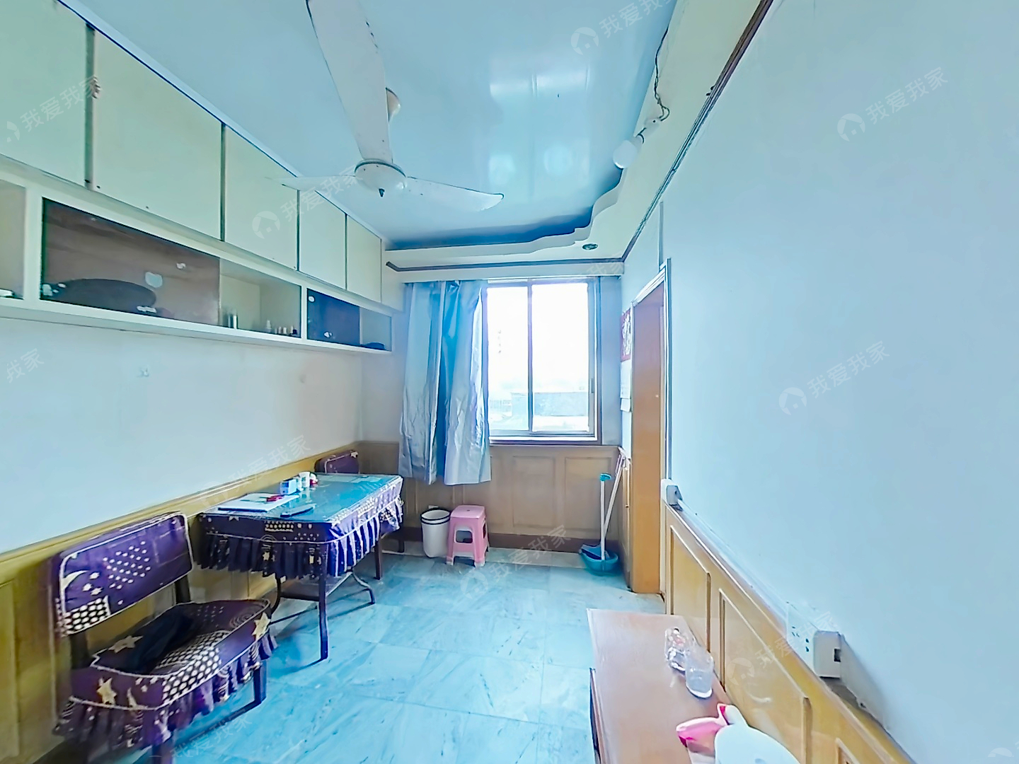临汾路街道+一室一厅+次顶楼+有电梯+边套全明