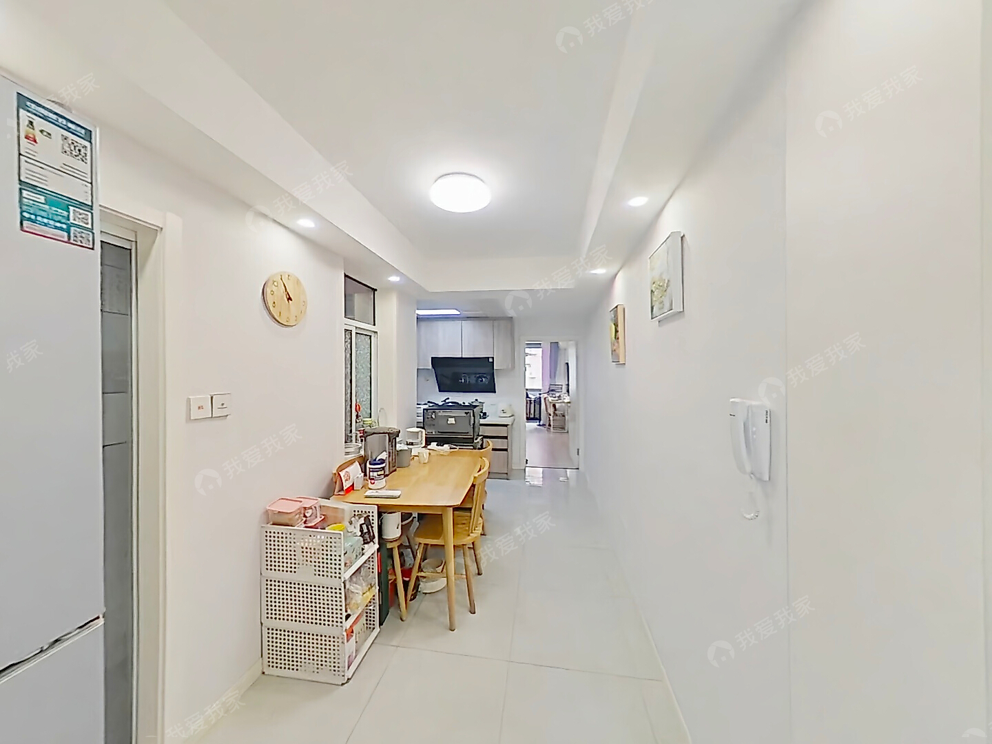 控江路1525弄93年原建，一梯三户，南北精装修，近双轨
