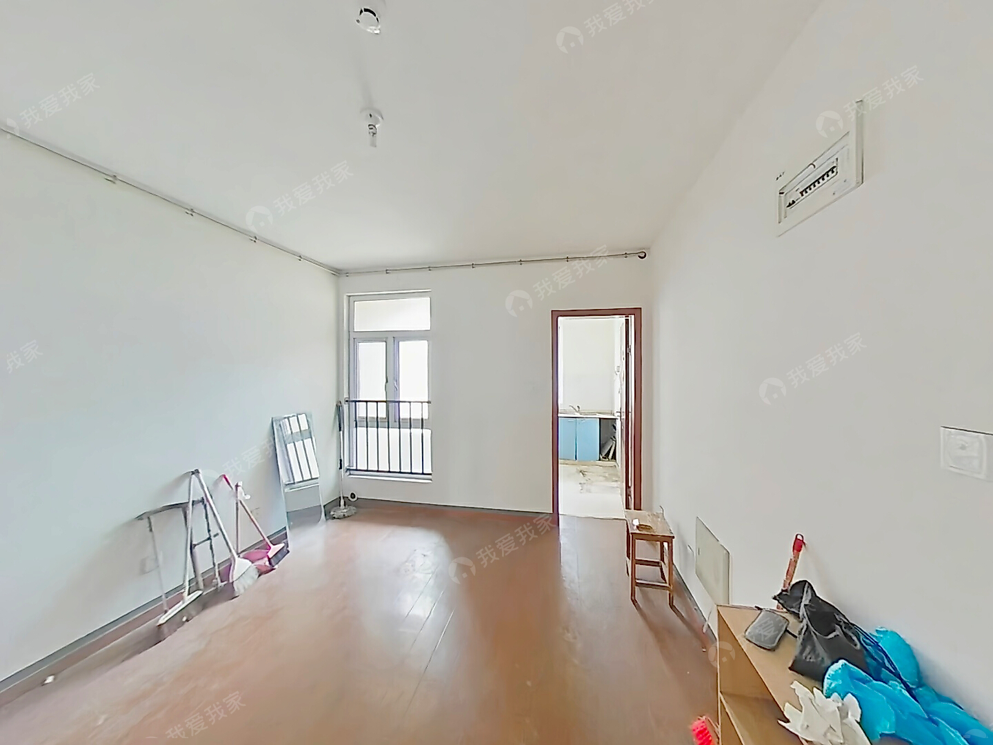 小区中间位置，楼层好，采光不遮挡，有钥匙随时可看