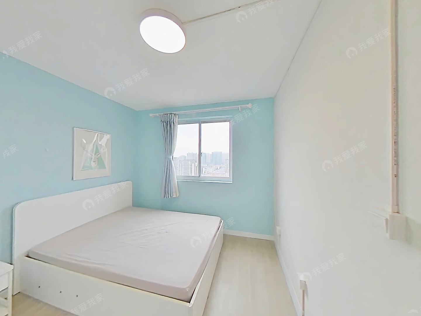 电梯中区大客厅，已满五年，视野好，近地3/4/7号镇坪站