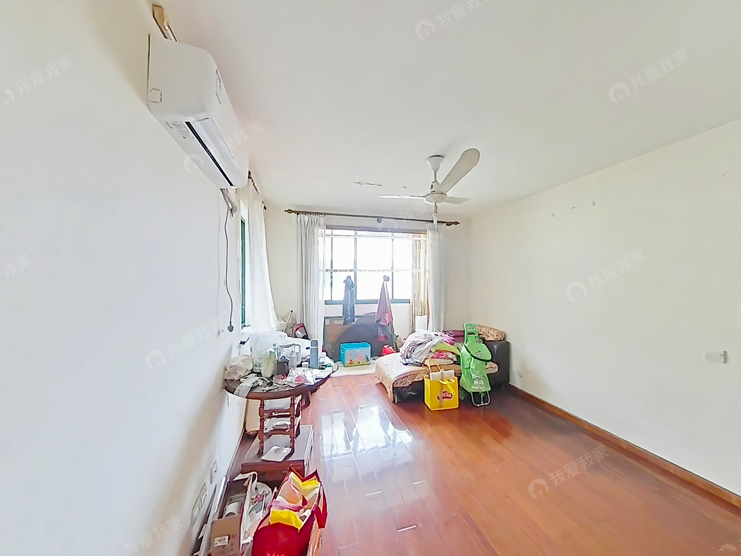 店总推荐非顶楼3房 全明户型 双阳台 位置安静业主诚心出售