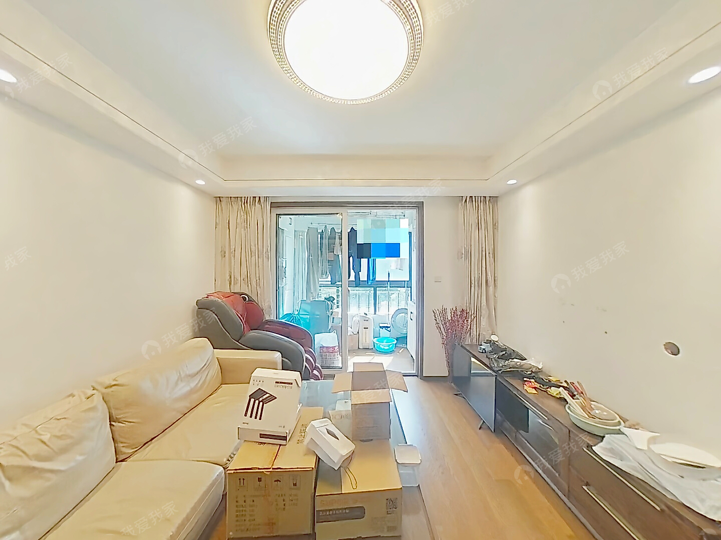 小区中间位置，南北通全明户型，全屋定制状况好