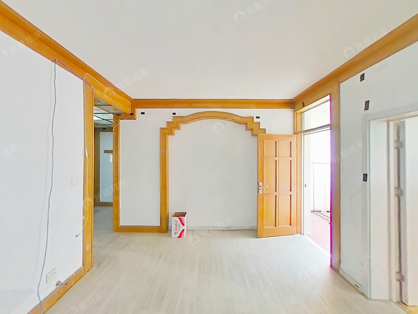 中环旁，18号，11号地.铁.口.建平.*.区