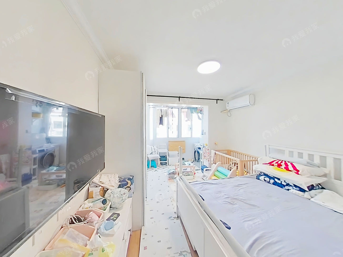 前滩一路之隔 交通6-8-11交汇 精装修拎包入住两房