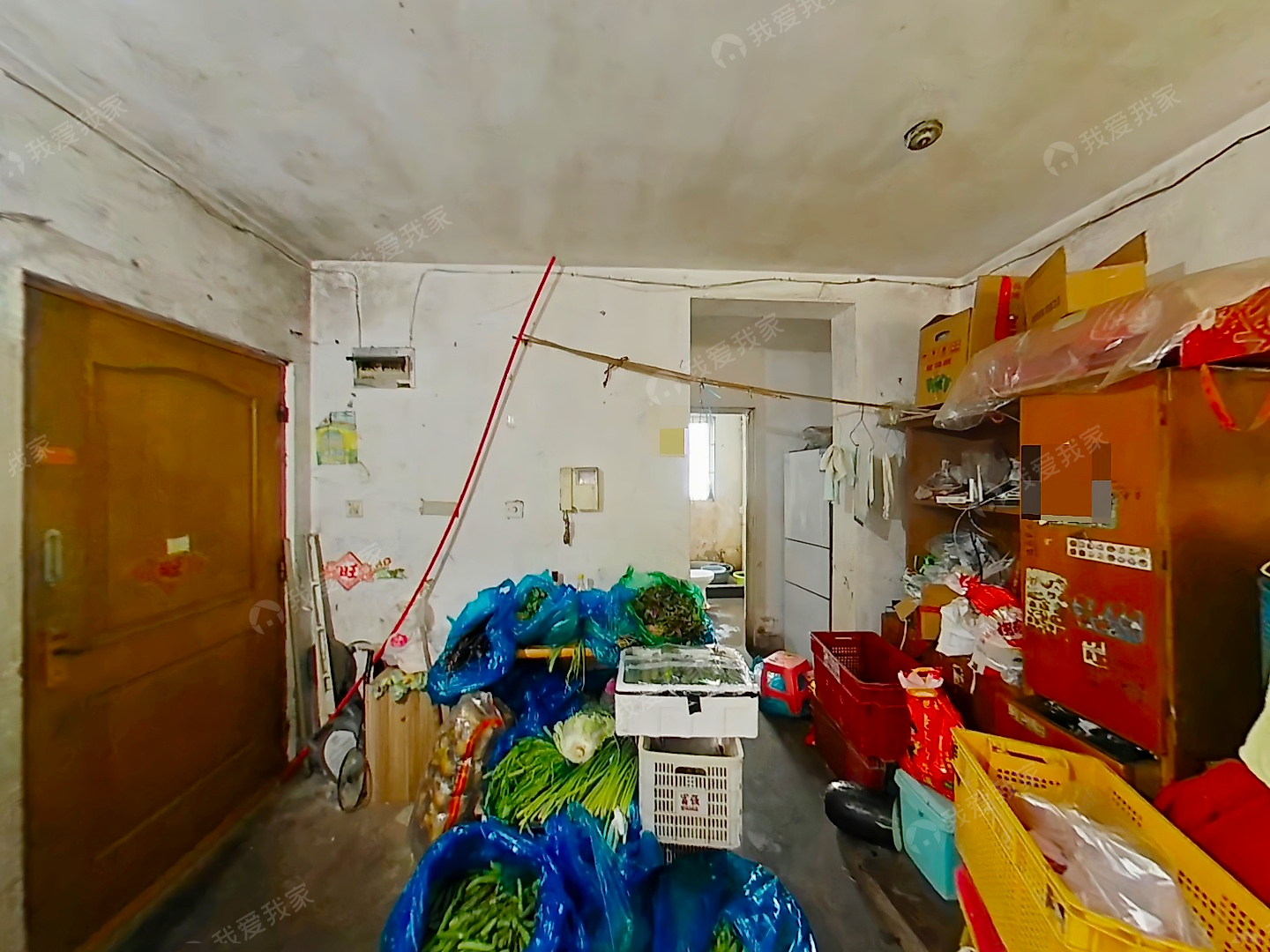 普陀万里，晋元附属，位置安静看房随时方便，诚意出售，满五年！