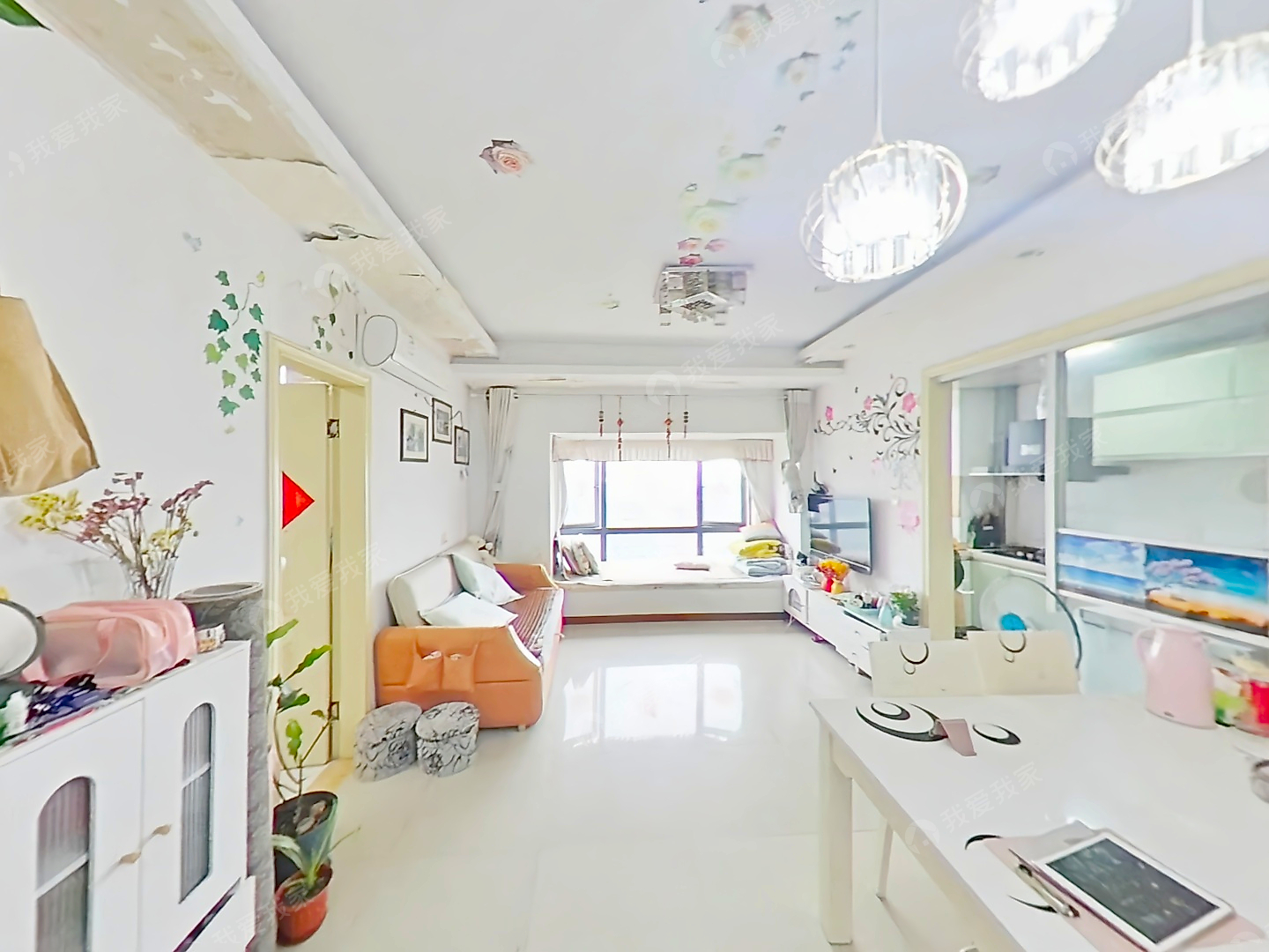 湖东奥体·路劲锦溪苑，婚装2室2厅，可做三房，保养好诚售
