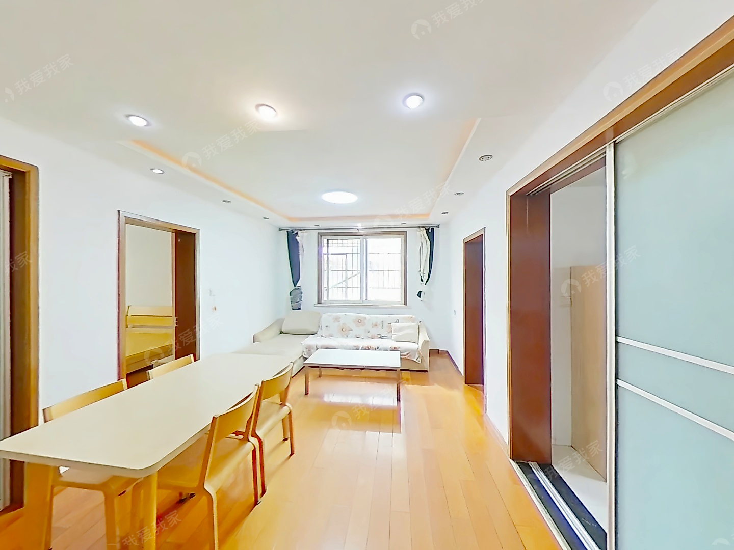 龙湖天街旁吴商雅苑3室2厅中间楼层全明户型拎包入住诚心出售！