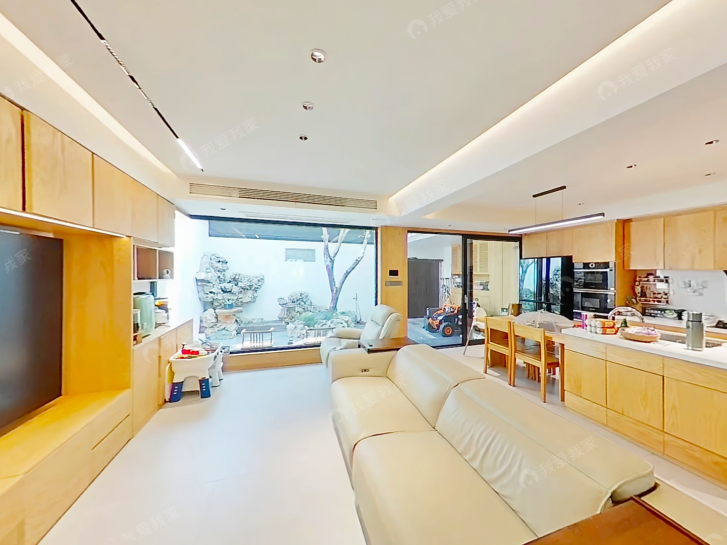 古城区独门独户独院独栋，前街后河院子晒台，自装中央空调地暖