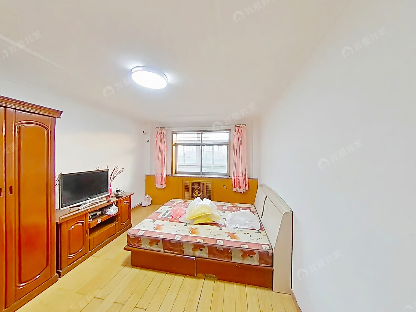新立街 · 丽新里 · 精装1室1厅 家具齐全  拎包入住
