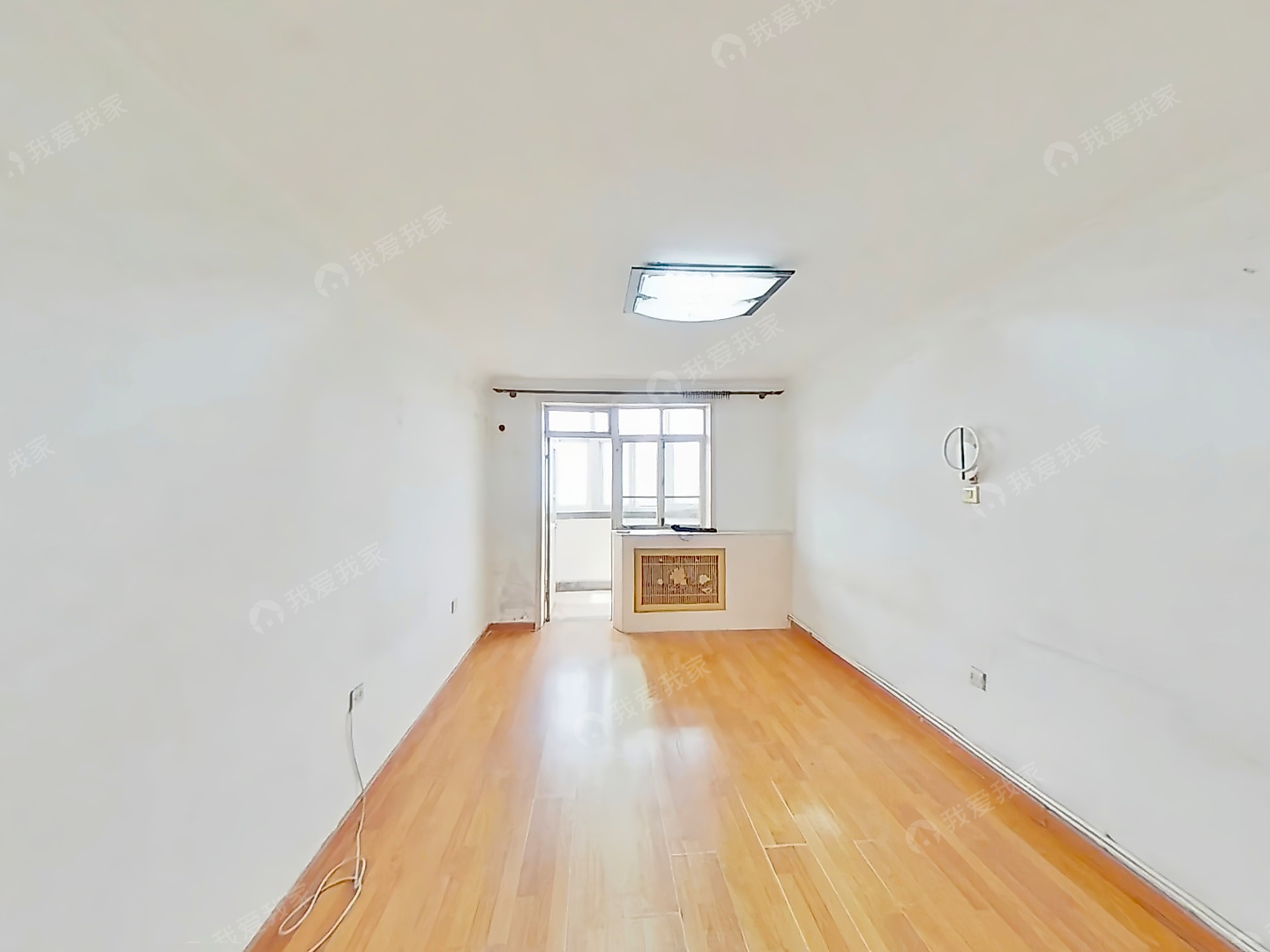 友爱南里 近地铁一室 家具可配齐 干净整洁房屋明亮 通勤优选