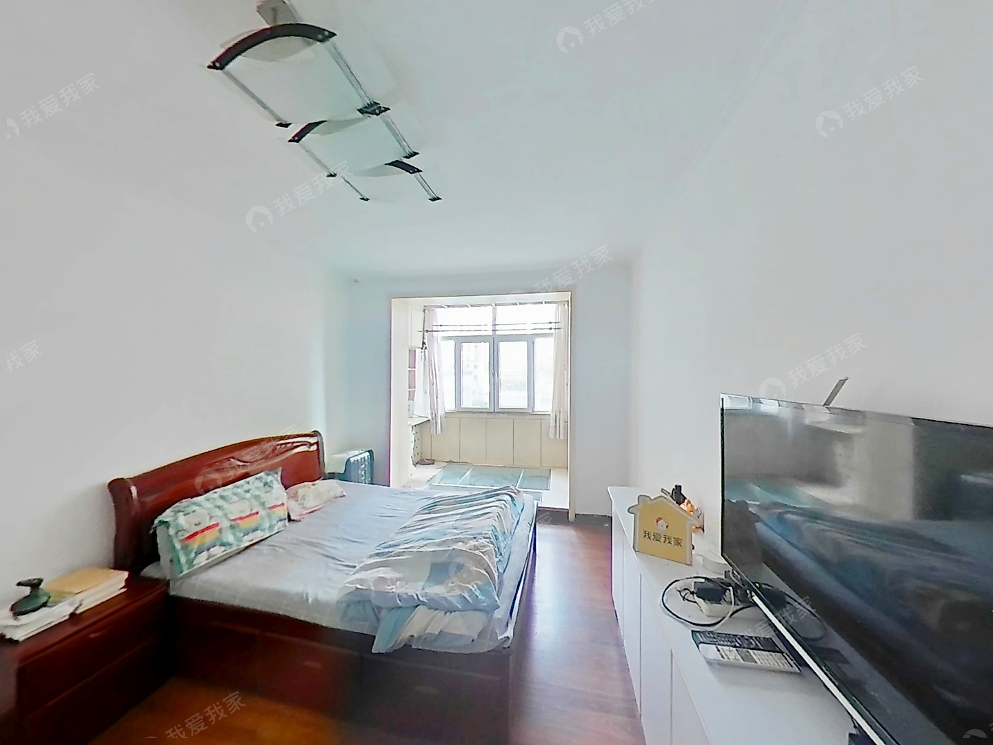 玉河东街电信小区，出行方便，交通便捷，中间楼层，带地下室