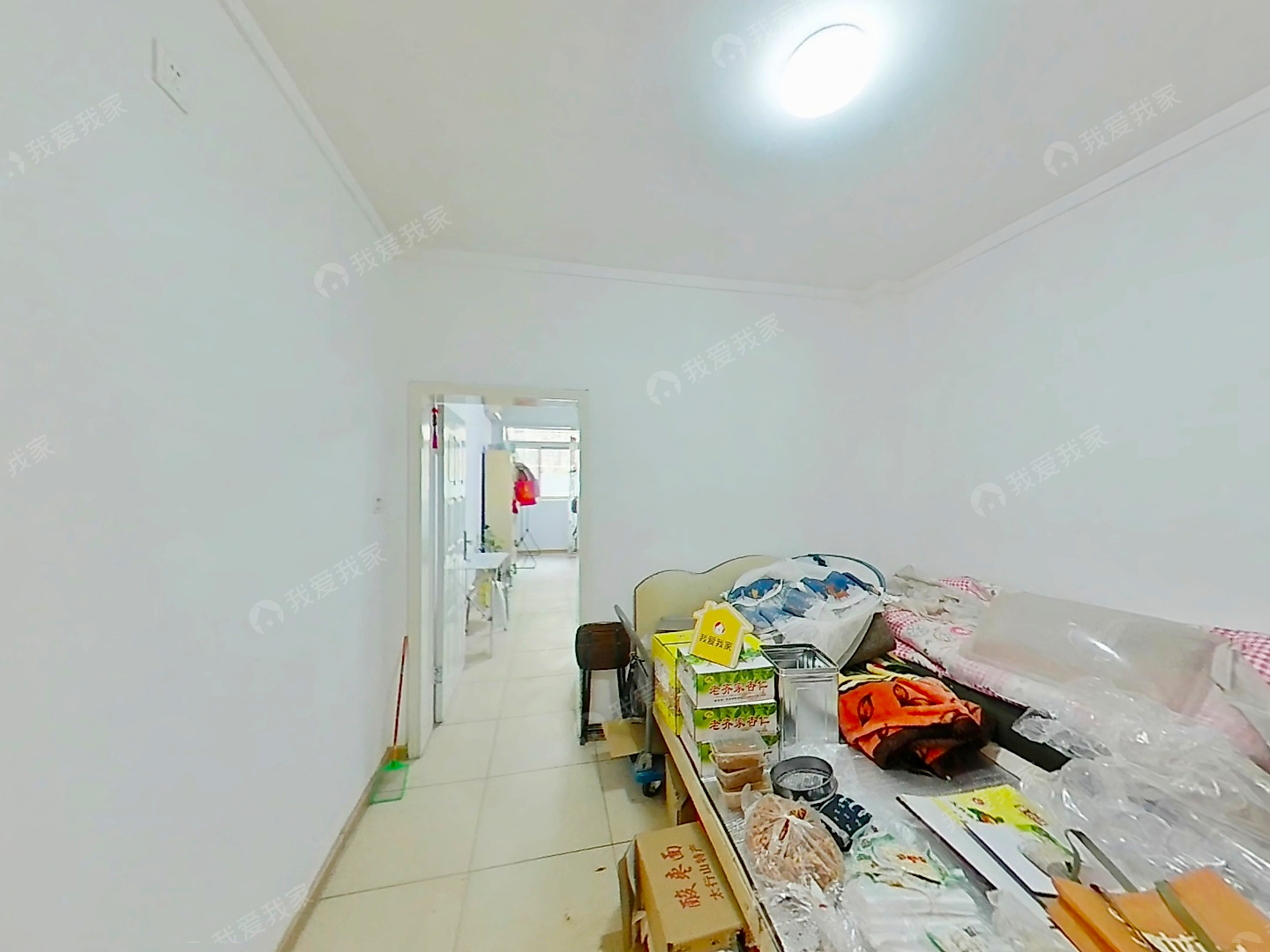 解放路开化寺旁，步梯房，低楼层