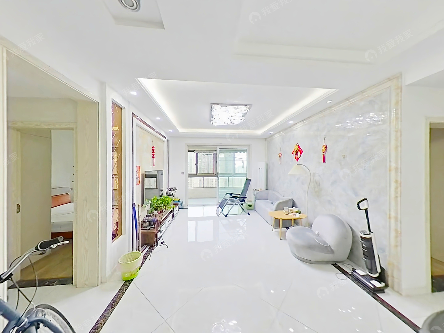 新上房源 户型方正 自住精装保养九成新 景观楼层视野好 诚售