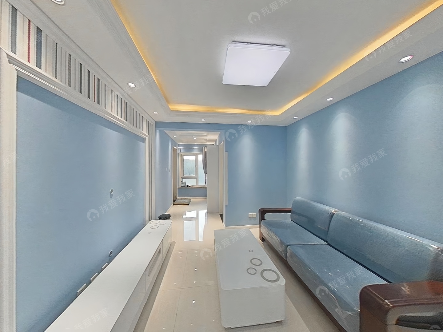 此房户型为2室1厅1卫，建筑面积为67.09平米，朝向为南。