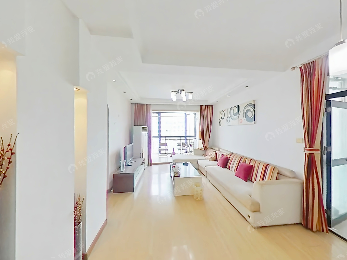 双湖·城邦花园西区新上湖景2房，户型方正，金鸡湖可用，随时看